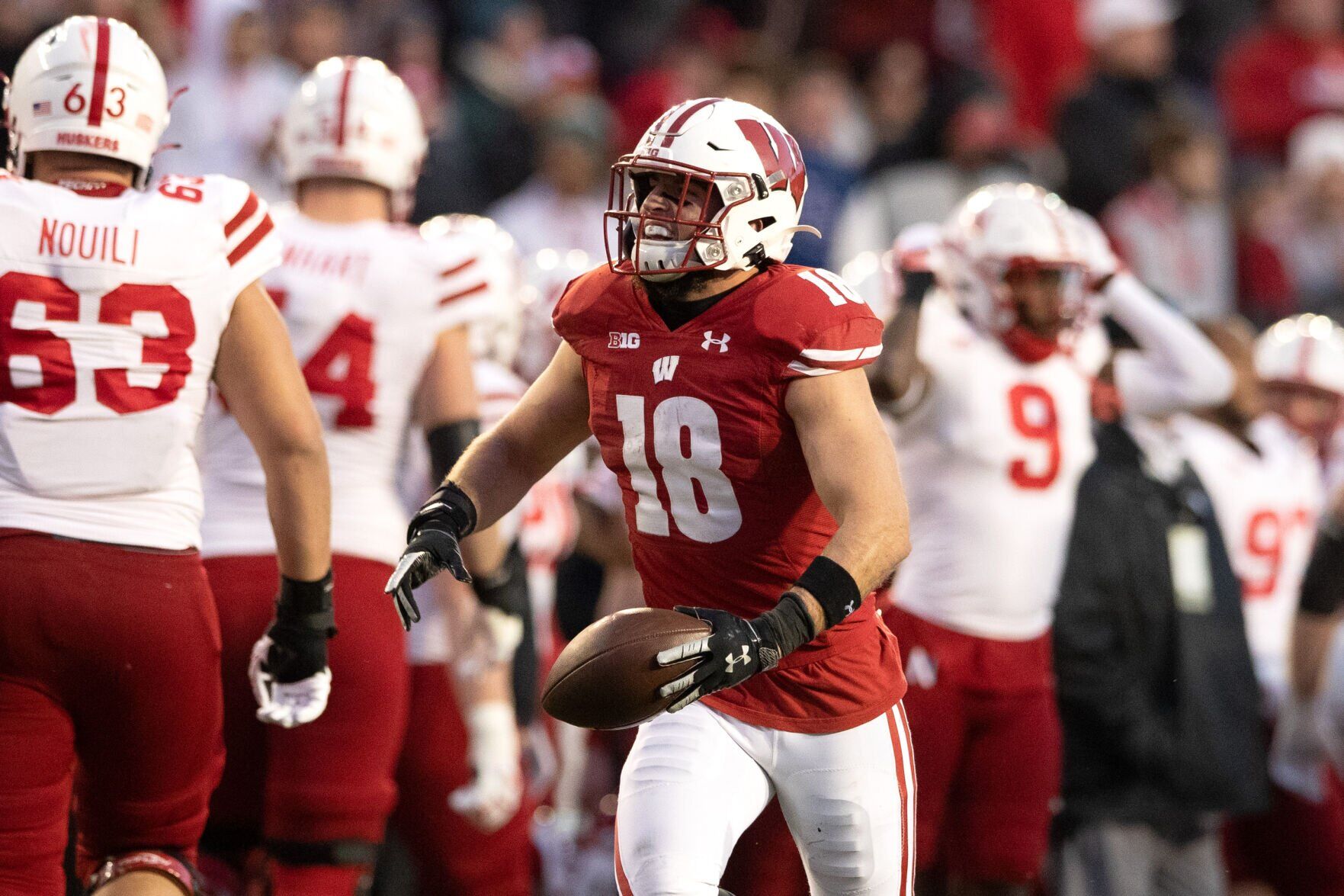 112122-owh-spo-nebraskawisconsin-em26.jpg